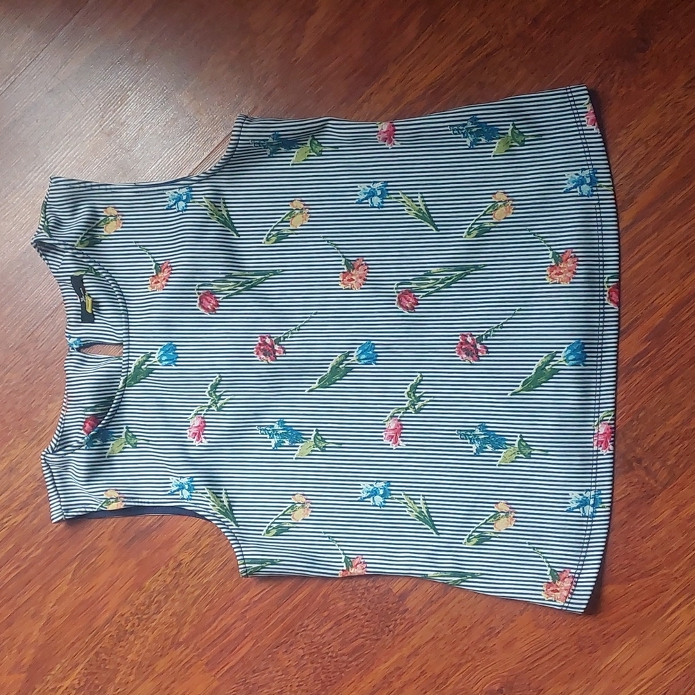 Jules & Leopold tank